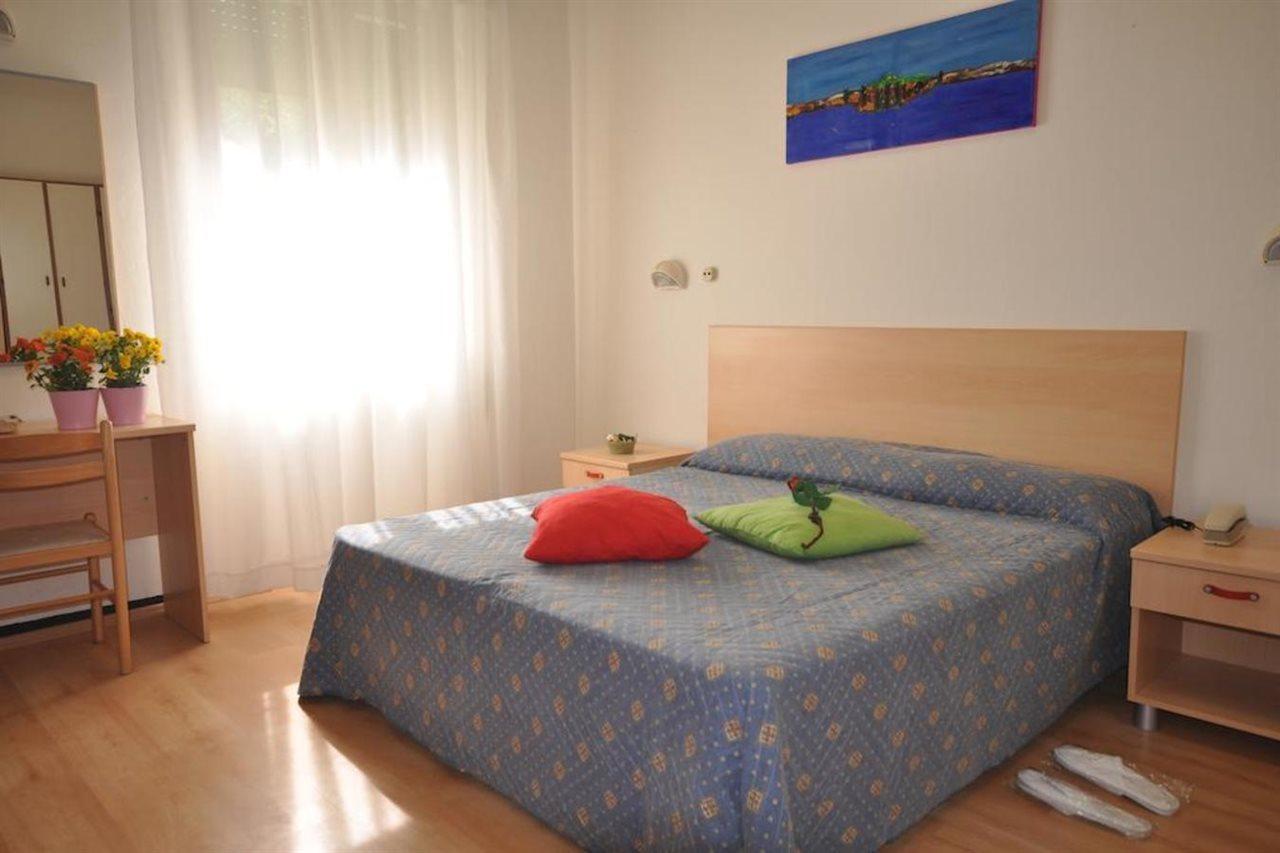 Hotel Roxy Floridiana Rimini Kültér fotó