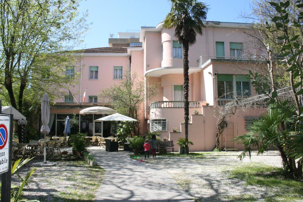 Hotel Roxy Floridiana Rimini Kültér fotó